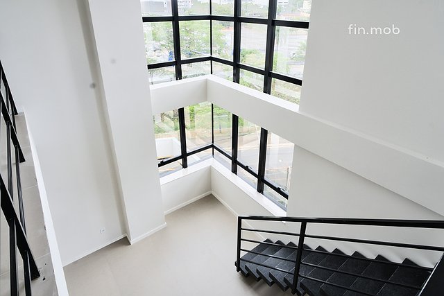 Apartamento duplex para alugar no Edifício Riverside, Melo - 2 quartos — foto 5