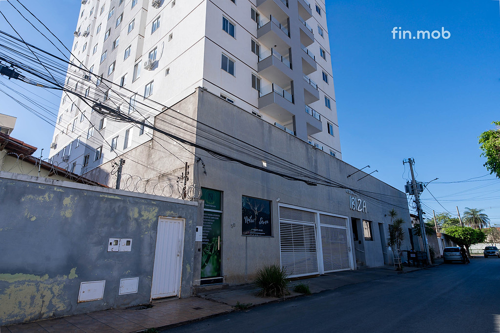 Apartamento semimobiliado à venda no Residencial Ibiza, Todos os Santos - 02 quartos — foto principal