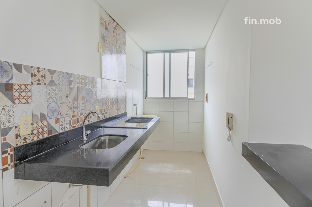 Apartamento de 2 quartos no Monte Cristal, bloco 14 — foto principal