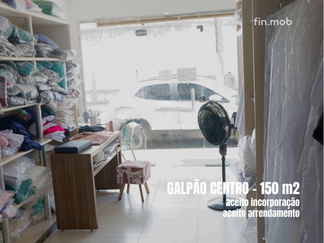 Galpão com loja na Rua Irmã Beata, Centro — foto 3